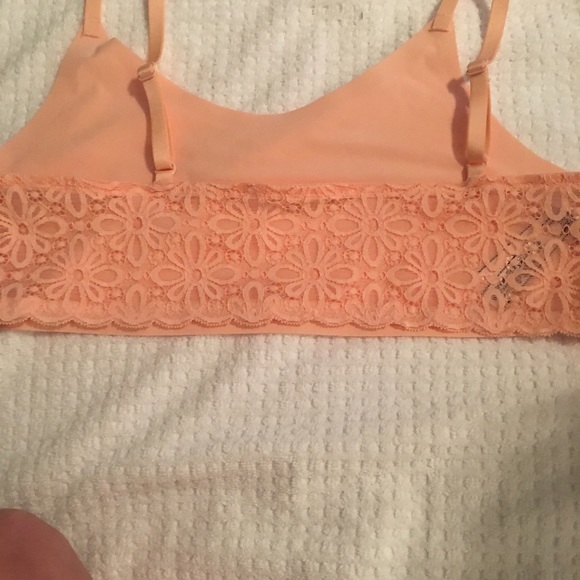 Victoria’s Secret Peach Bralette - Picture 2 of 3